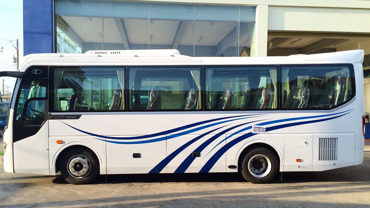 Địa chỉ thuê xe 35 chỗ Thaco Town uy tín, giá rẻ