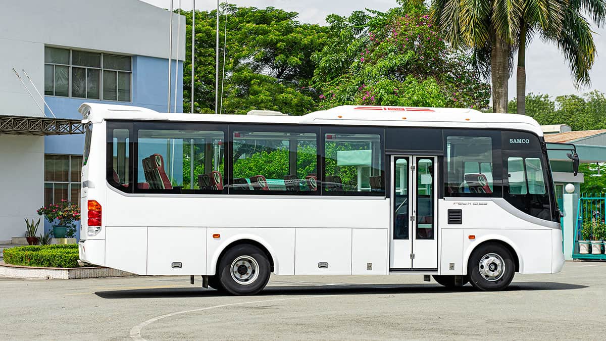 Ký kết hợp đồng thuê xe 35 chỗ Isuzu Samco