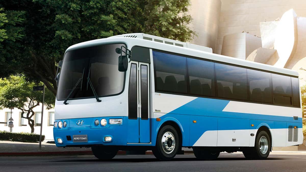Xe Hyundai Aero Town 35 chỗ có thiết kế tinh tế, sang trọng