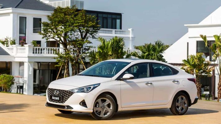 Xe 4 chỗ Hyundai Accent