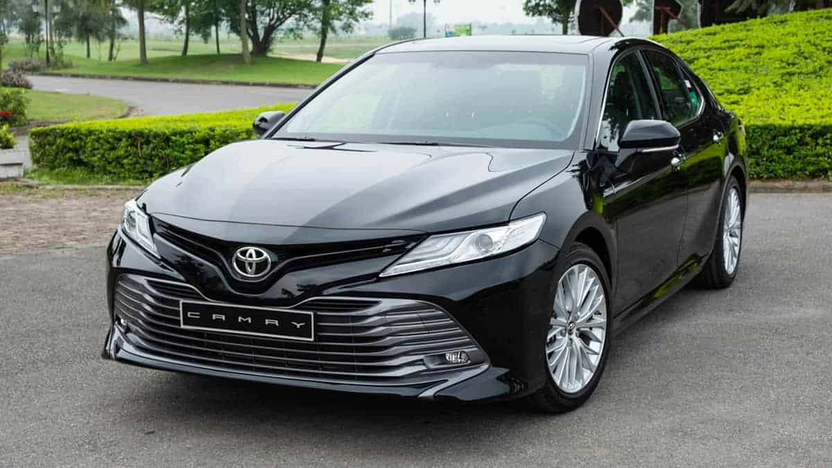 Cho thuê xe 4 chỗ Camry 2.5