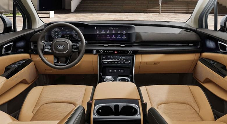 Ghế lái của xe có thể điều chỉnh theo 12 hướng khác nhau