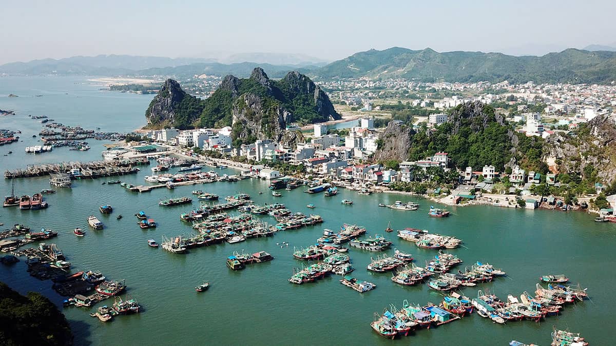 Có nhiều cách di chuyển đến Vân Đồn để trải nghiệm kỳ nghỉ tuyệt vời nhất tại Vân Đồn!