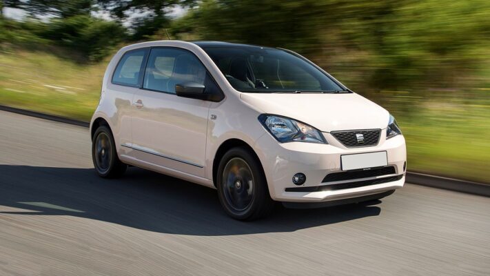 4 seater car rental is a service that many customers are interested in.