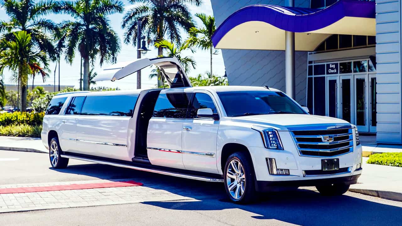 Cadillac Escalade Limousine