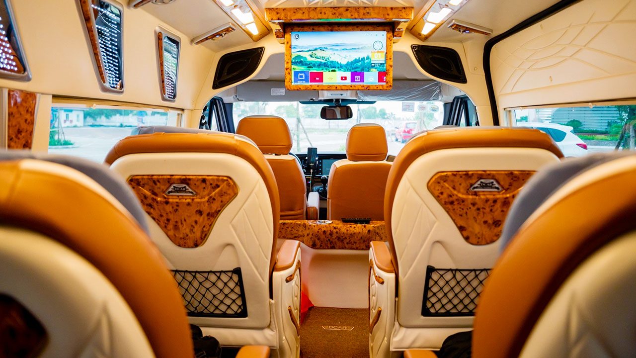Nội thất xe Limousine đi Điện Biên