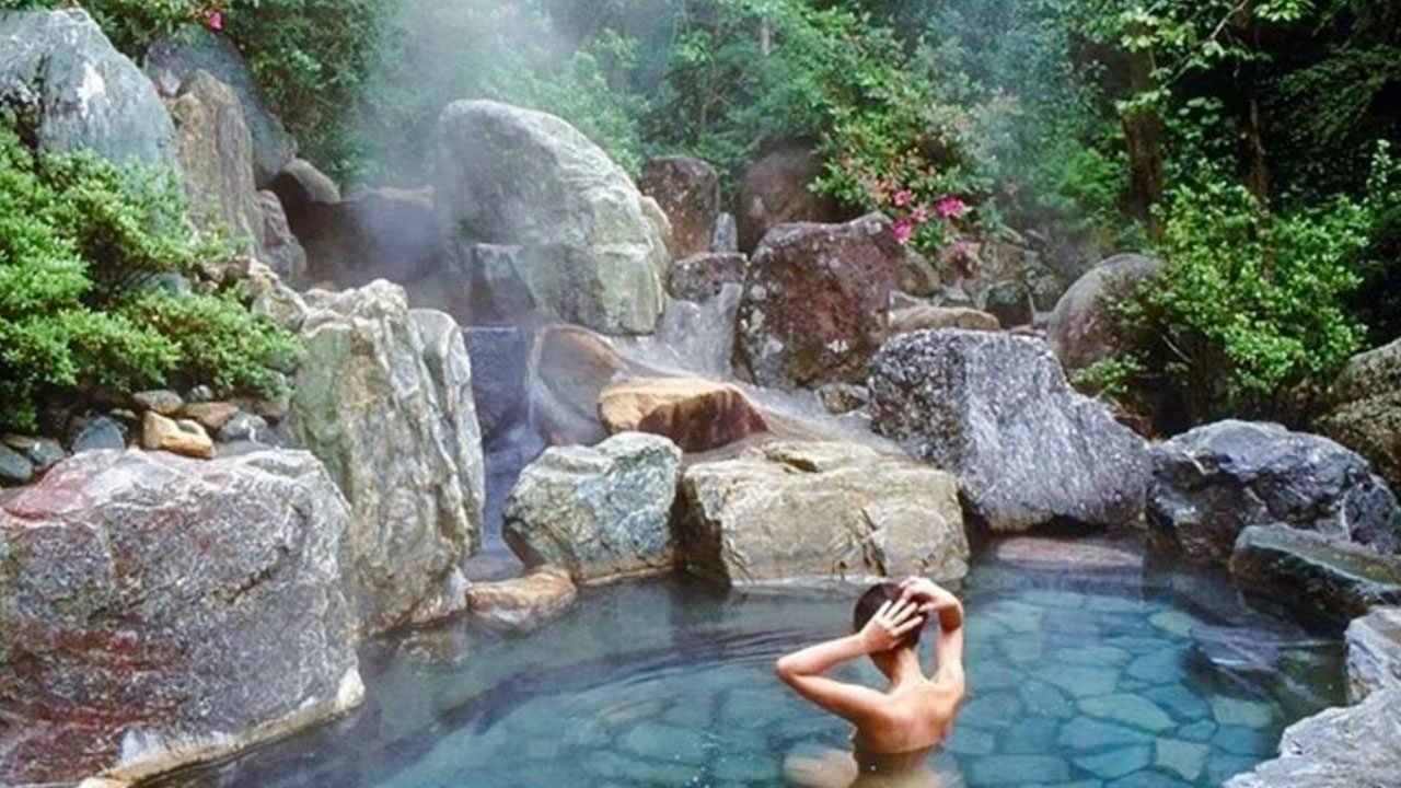 Suối khoáng nóng Hua Pe