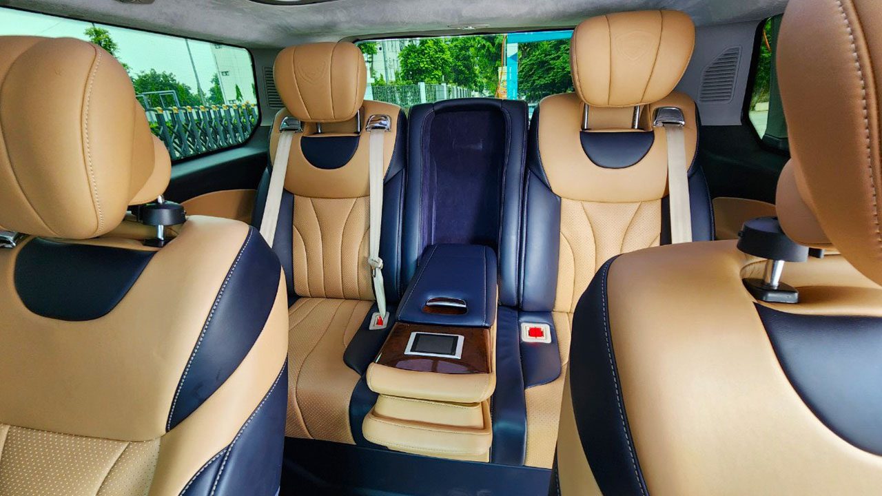 Nội thất xe limousine 7 chỗ
