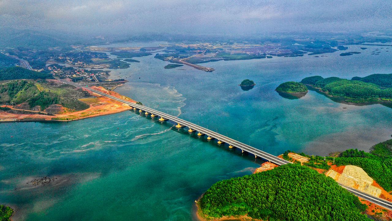 Khoảng cách địa lý Hà Nội - Hạ Long