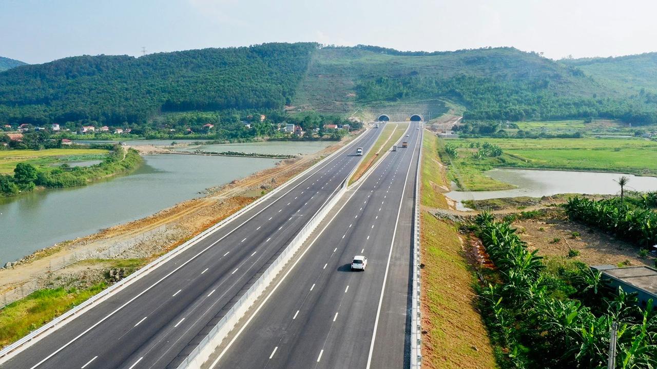 Các tuyến đường phổ biến khi thuê xe limousine từ Hà Nội