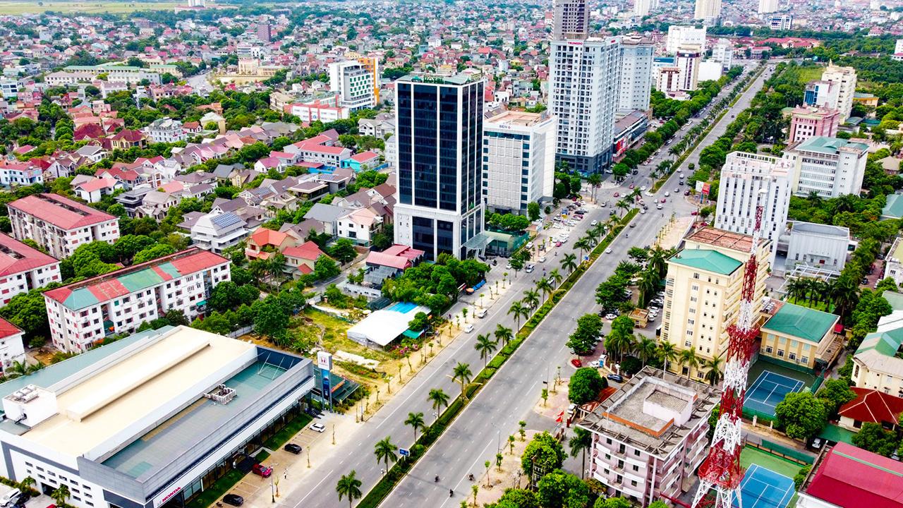 Thành phố Vinh là điểm dừng chân trong lộ trình di chuyển tới Cửa Lò