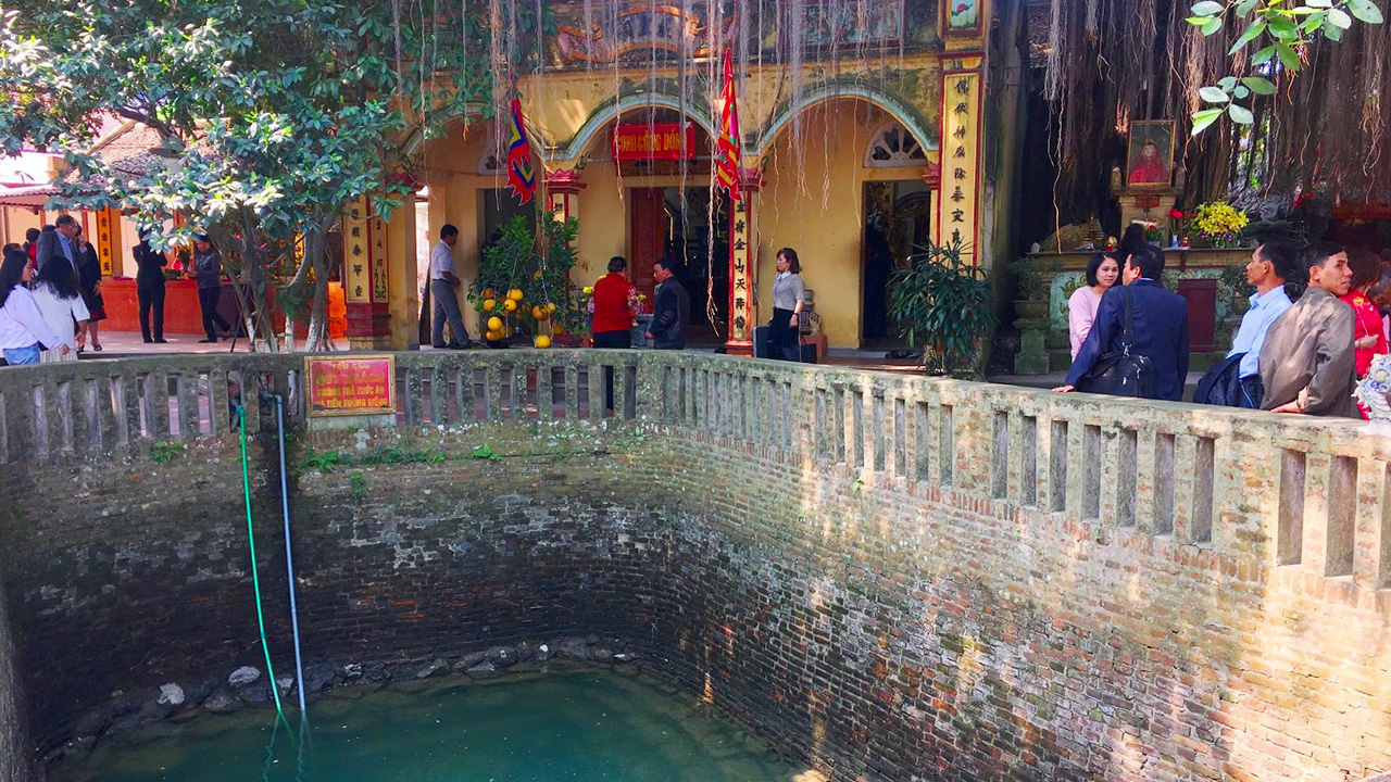 Đền Cùng - Giếng Ngọc