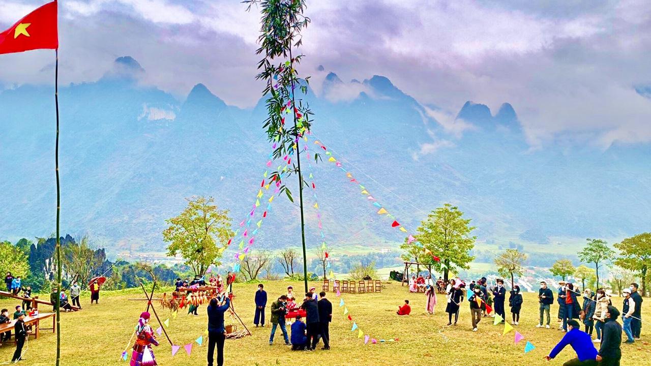 Văn Hóa Đặc Sắc Của Người Dân