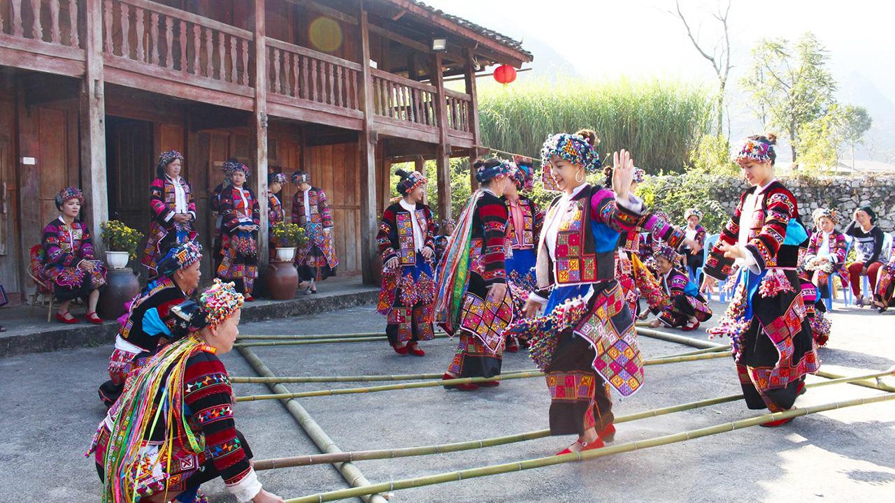 Lễ Hội Đặc Trưng Nổi Bật