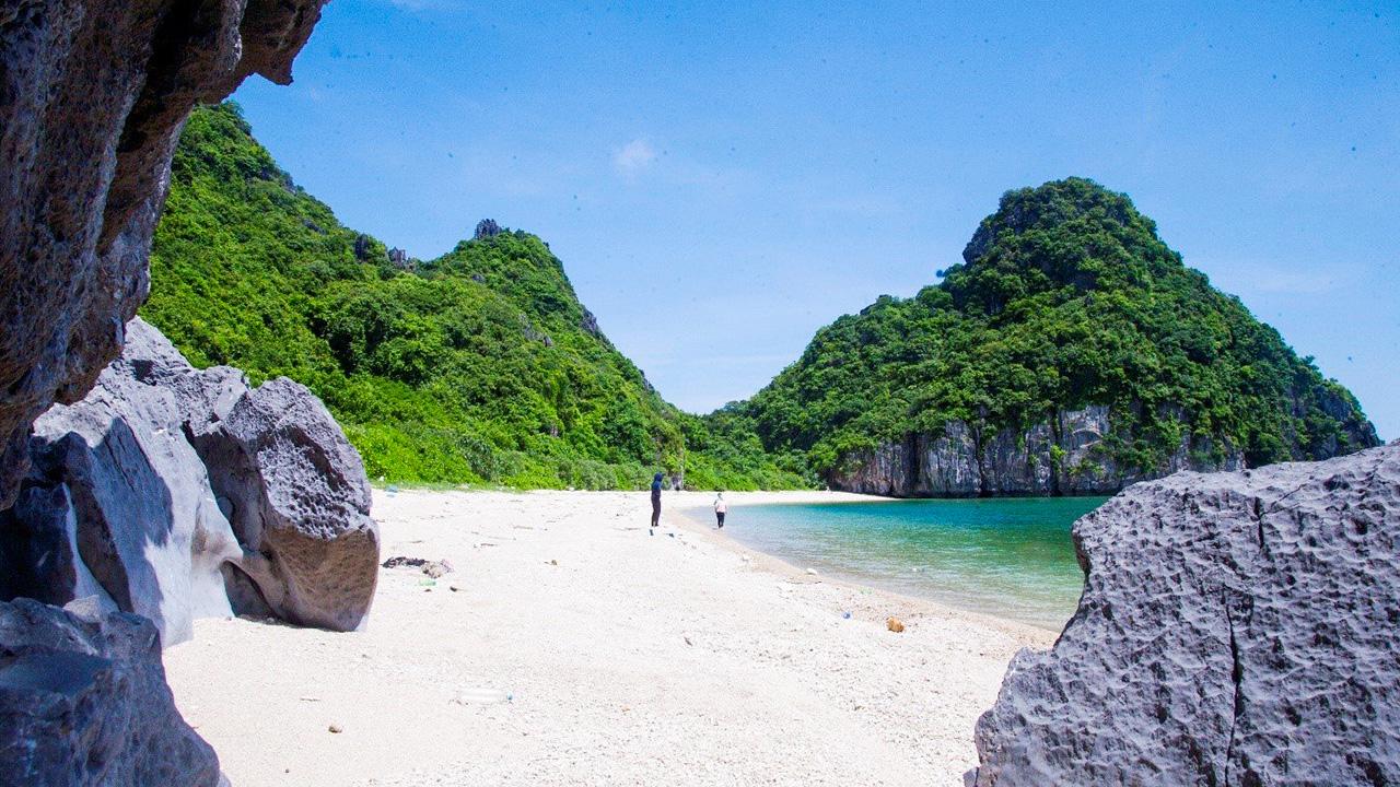 Tắm Biển Tại Các Bãi Tắm