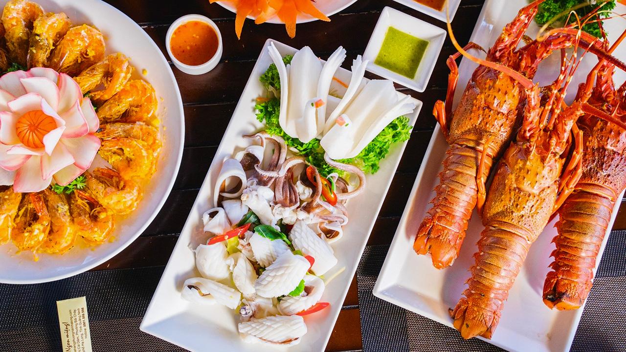 Ăn Gì Khi Du Lịch Hạ Long? Top Món Ngon Không Thể Bỏ Lỡ