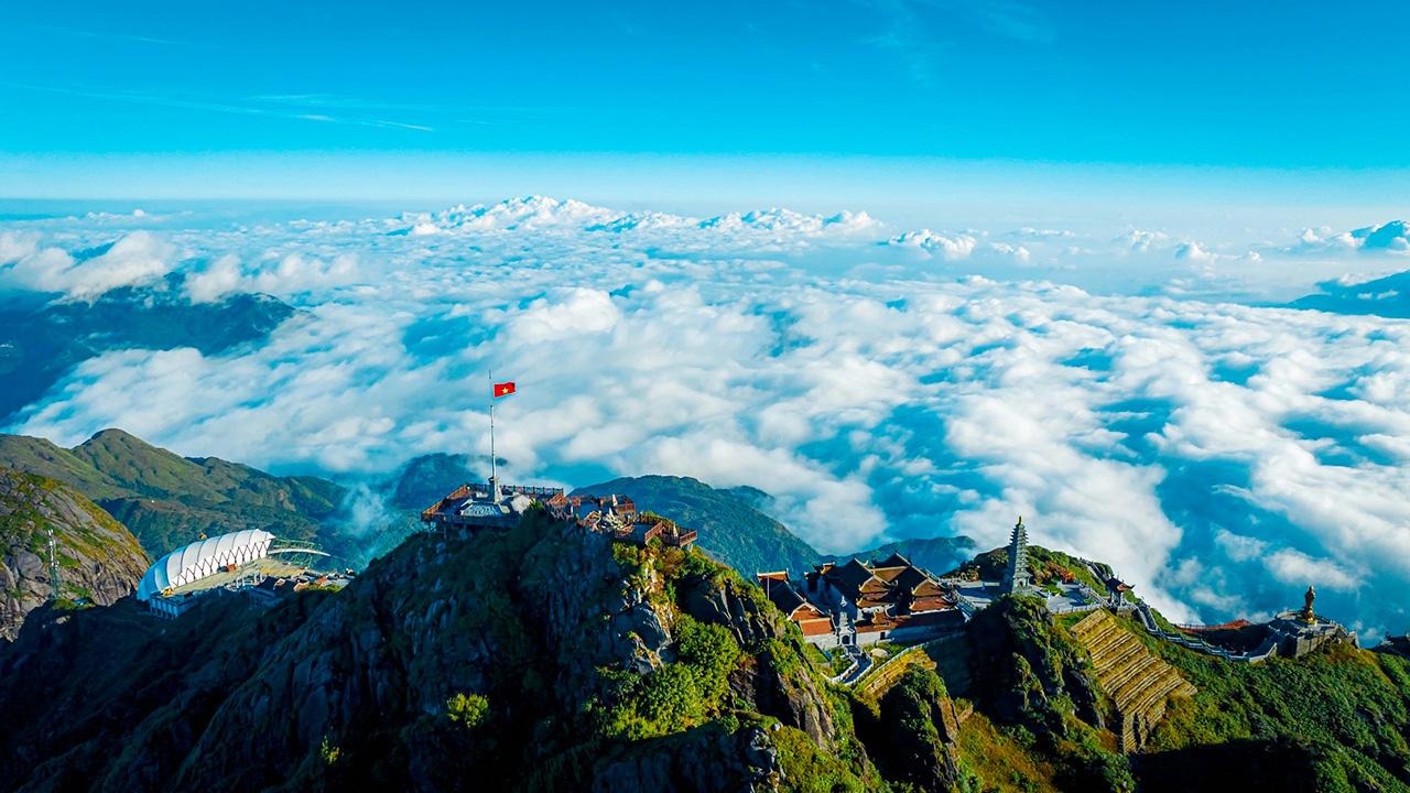 Đỉnh Fan Si Pan hùng vĩ