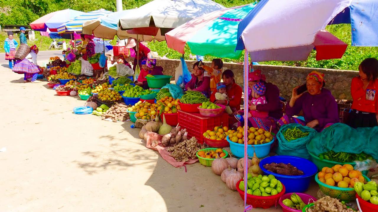 Chợ phiên ở Mộc Châu